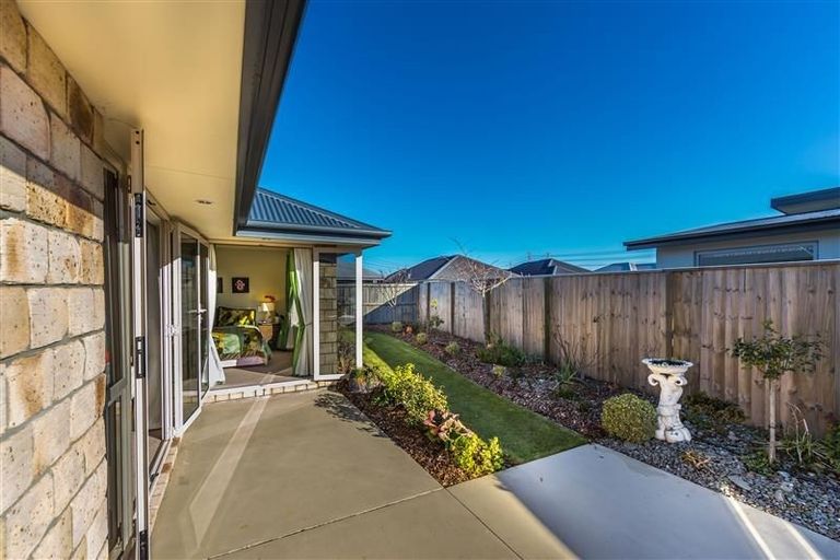 Photo of property in 8 Venerable Terrace, Yaldhurst, Christchurch, 8042