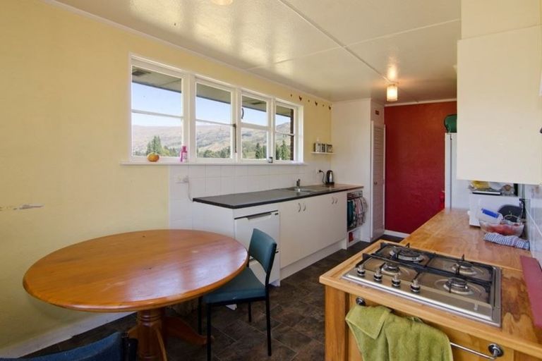 Photo of property in 33 Tamblyn Drive, Lake Roxburgh Village, Roxburgh, 9571