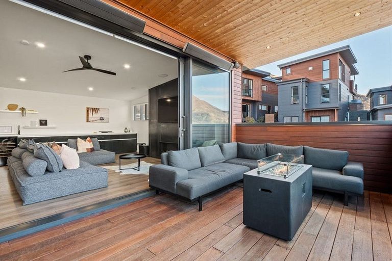 Photo of property in 13 Livingstone Lane, Frankton, Queenstown, 9300