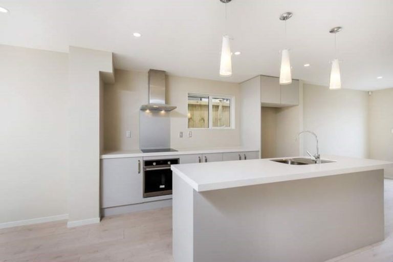 Photo of property in 20 Toia Lane, Silverdale, 0932