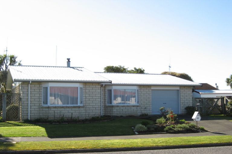 Photo of property in 1a Mcdonald Place, Marton, 4710