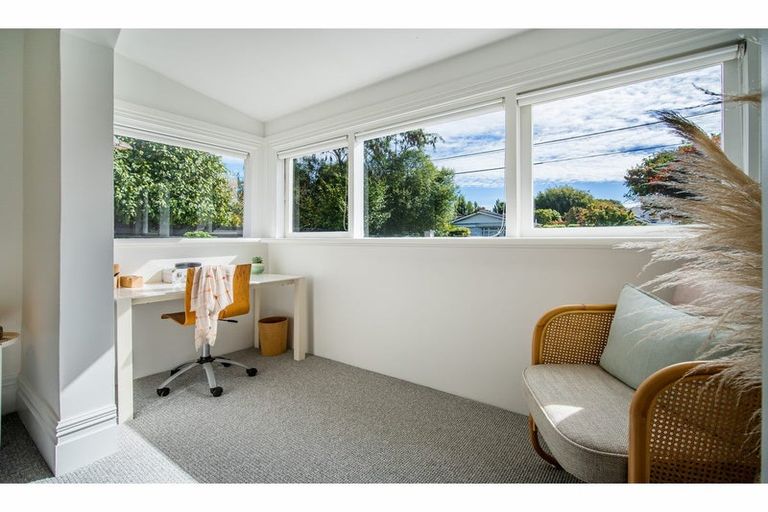 Photo of property in 14 Martin Avenue, Beckenham, Christchurch, 8023