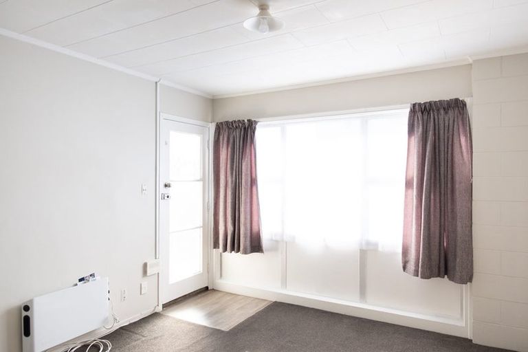 Photo of property in 8 Anzac Parade, Hamilton Central, Hamilton, 3204