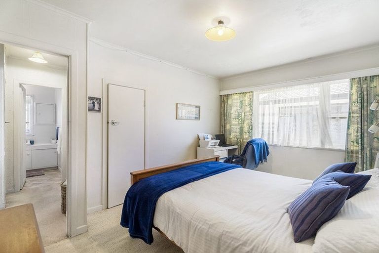 Photo of property in 30 Vipond Road, Stanmore Bay, Whangaparaoa, 0932
