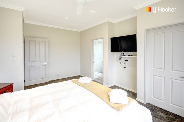 Photo of property in 16 Showgate Crescent, Mosgiel, 9024