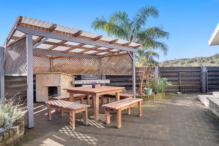 Photo of property in 72 Forrester Drive, Welcome Bay, Tauranga, 3112