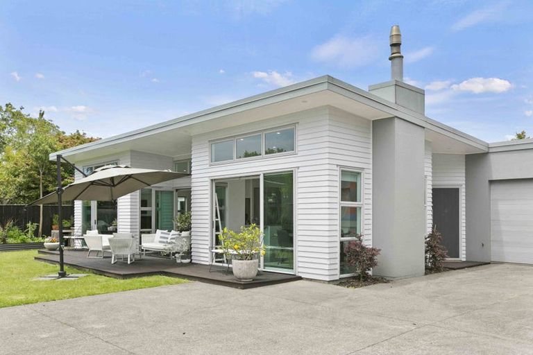 Photo of property in 33a Waimea Street, Westown, New Plymouth, 4310