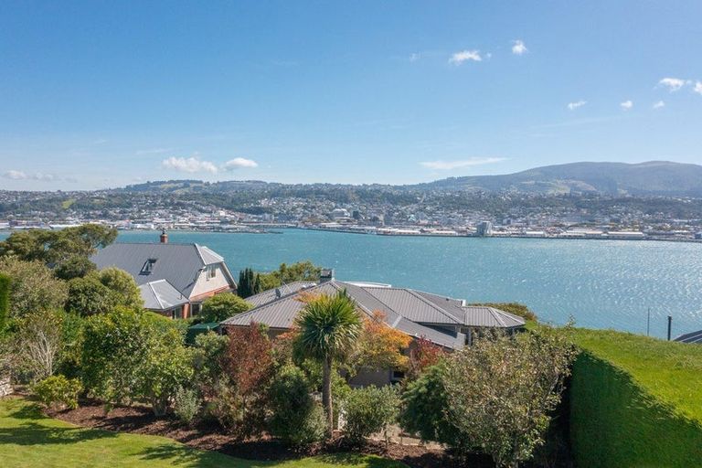 Photo of property in 103 Larnach Road, Vauxhall, Dunedin, 9013