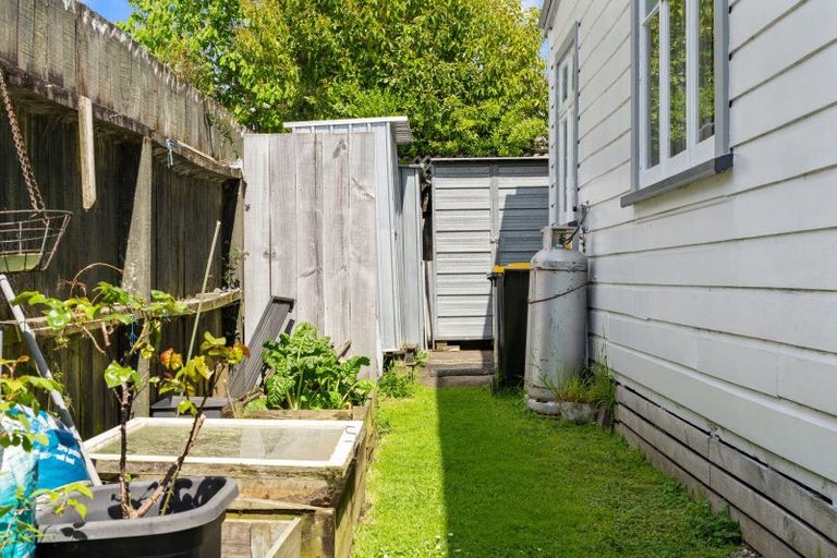 Photo of property in 12 Totara Street, Nelson South, Nelson, 7010