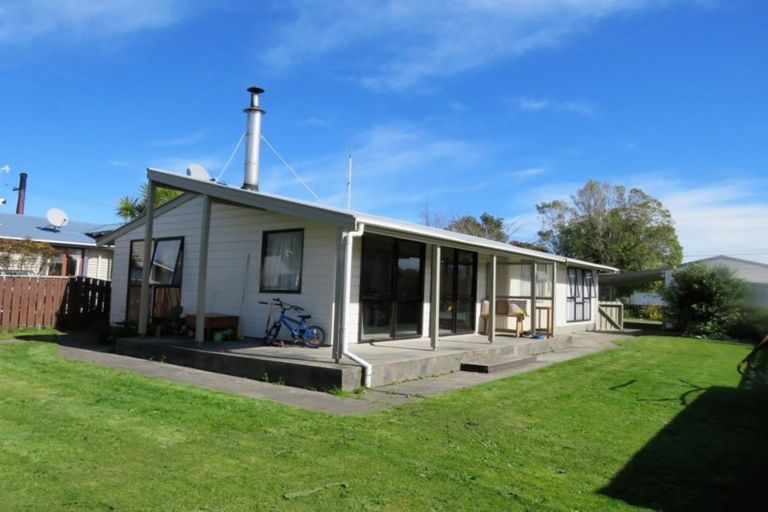 Photo of property in 55a Domett Street, Westport, 7825