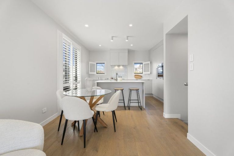 Photo of property in 2/32a Westgate Drive, Massey, Auckland, 0614