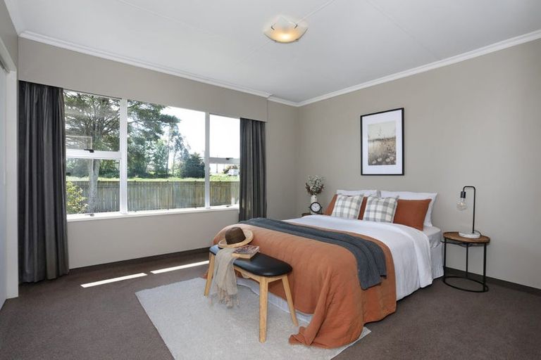 Photo of property in 3 Edward Street, Bulls, 4818