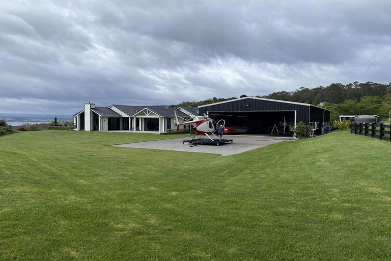 Photo of property in 28 Te Moenga Park, Acacia Bay, Taupo, 3330