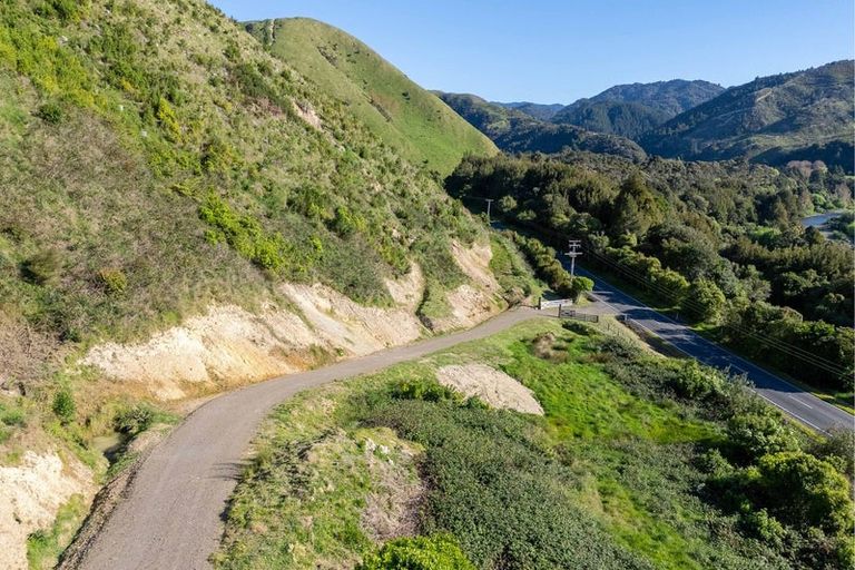 Photo of property in 213 Reikorangi Road, Waikanae, 5391