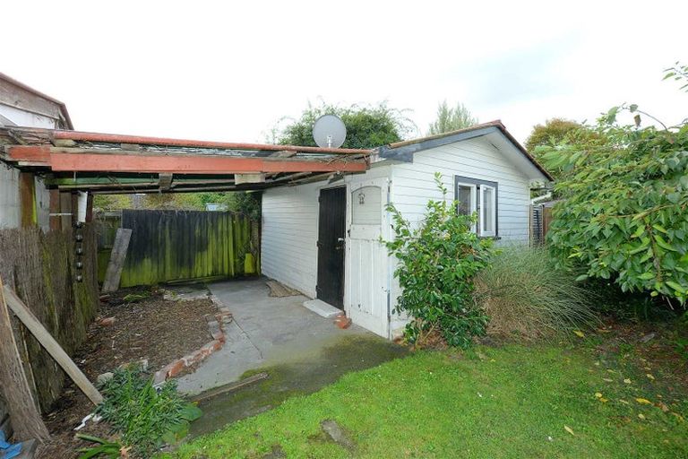 Photo of property in 338 Memorial Avenue, Burnside, Christchurch, 8053