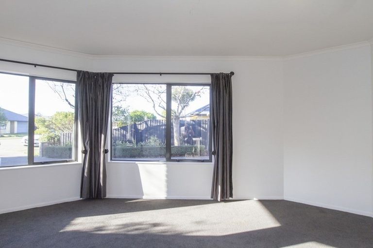 Photo of property in 19 Excalibur Place, Burwood, Christchurch, 8083