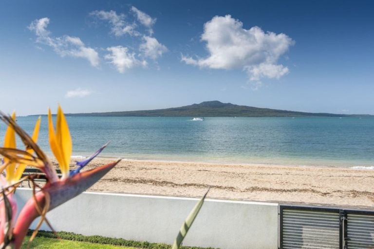 Photo of property in 4 Bath Street, Devonport, Auckland, 0624