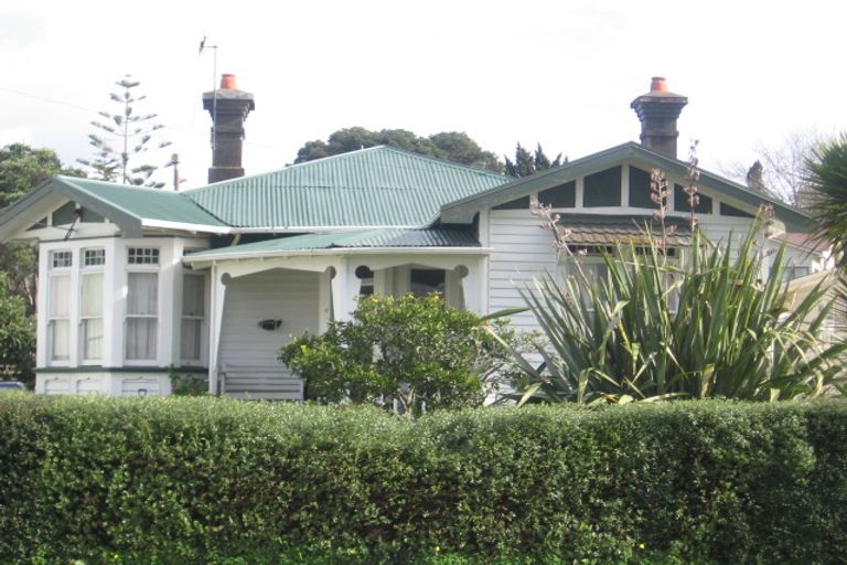 Photo of property in 15 Kauika Road, Avenues, Whangarei, 0110