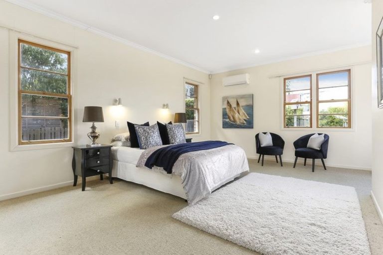 Photo of property in 2 Gulf Road, Murrays Bay, Auckland, 0630