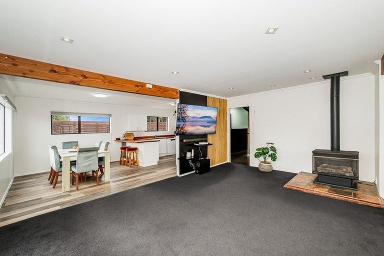 Photo of property in 43 Parakai Street, Paraparaumu, 5032