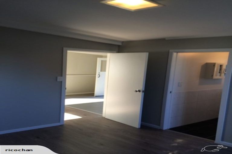 Photo of property in 45 Glen Marine Parade, Glendene, Auckland, 0602