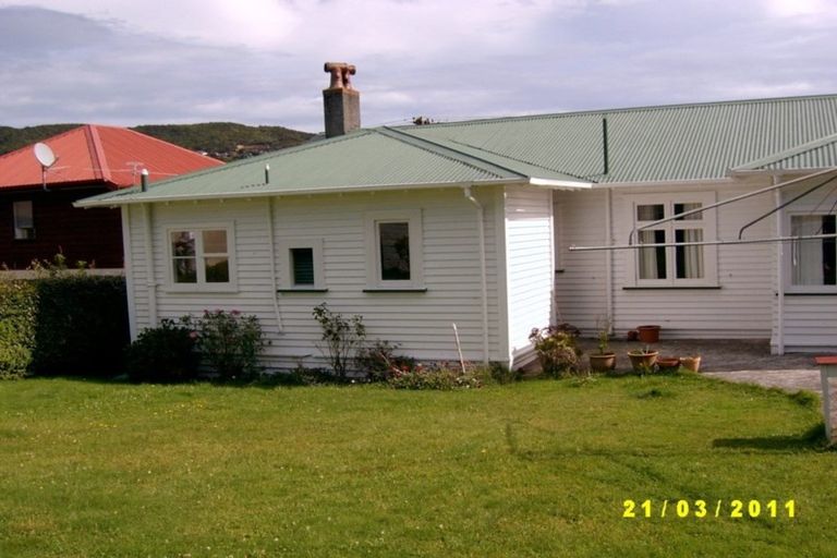 Photo of property in 19 Donald Street, Karori, Wellington, 6012