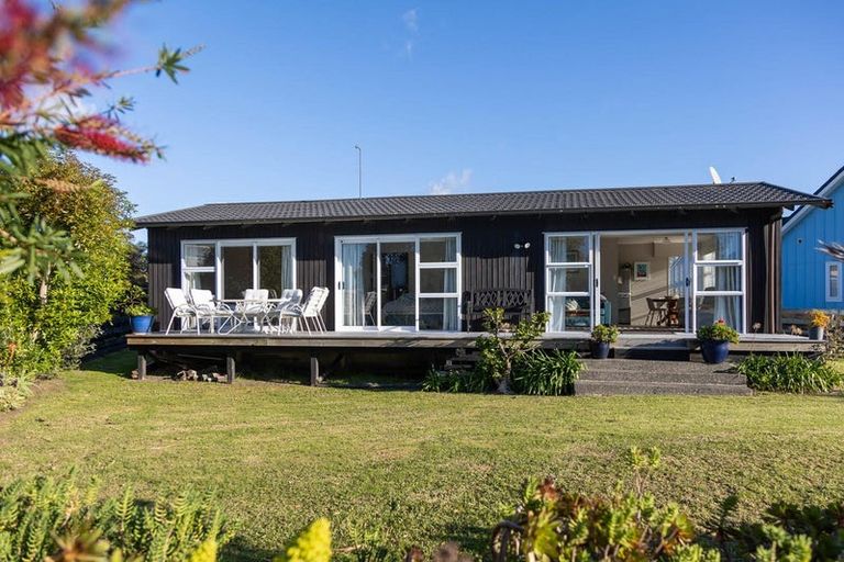 Photo of property in 205 Kenwood Drive, Matarangi, Whitianga, 3592