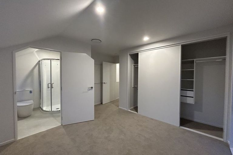 Photo of property in 2/6 Gilberthorpes Road, Islington, Christchurch, 8042