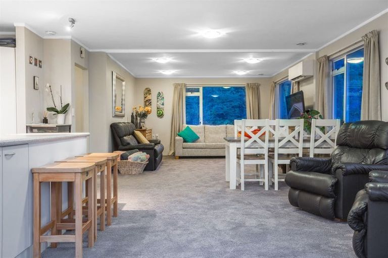 Photo of property in 63 The Drive, Tawa, Wellington, 5028