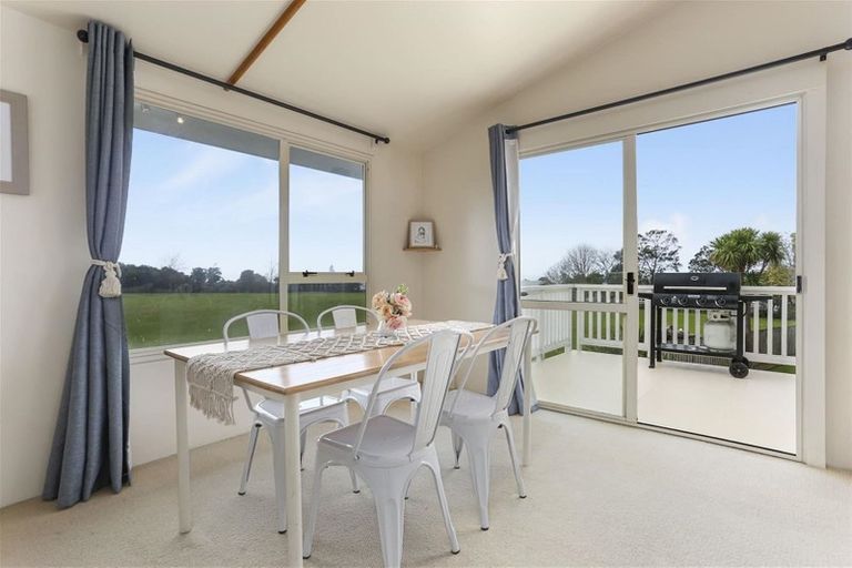 Photo of property in 80h Tirimoana Road, Te Atatu South, Auckland, 0602