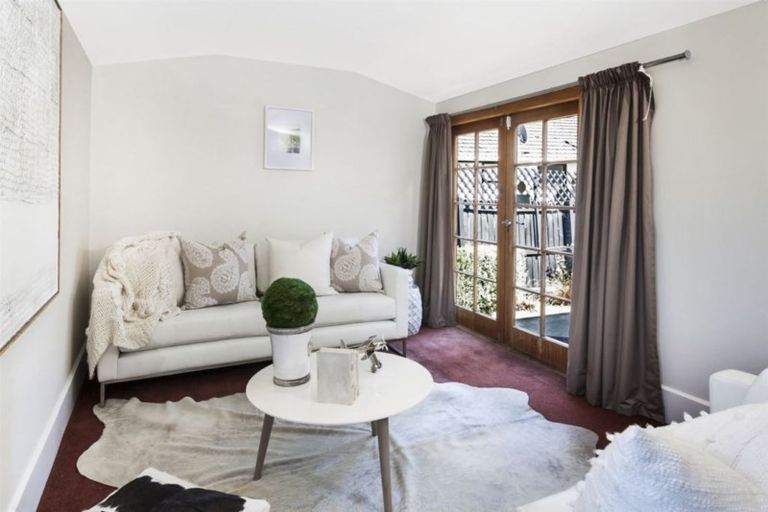 Photo of property in 2/35 Rutland Street, St Albans, Christchurch, 8014