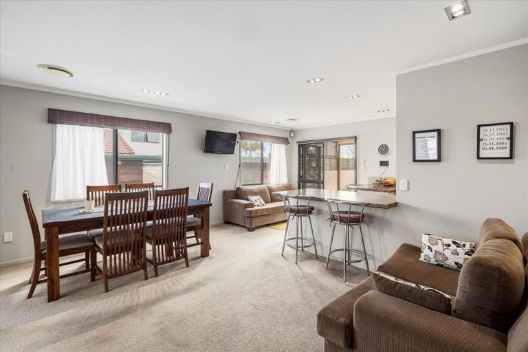Photo of property in 395 Welcome Bay Road, Welcome Bay, Tauranga, 3112