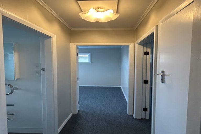 Photo of property in 28 Camperdown Road, Miramar, Wellington, 6022