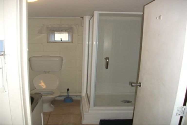 Photo of property in 116 Gossamer Drive, Pakuranga Heights, Auckland, 2010