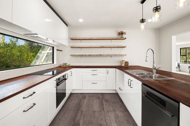 Photo of property in 11 Chelivode Street, Waitati, 9085