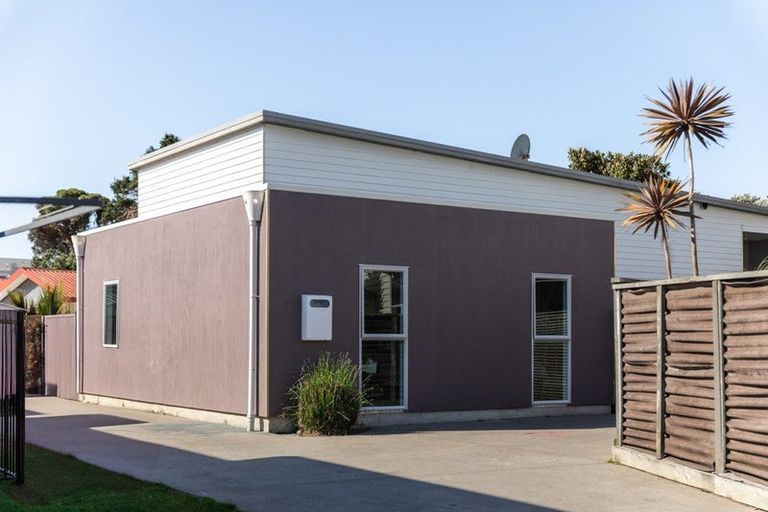 Photo of property in 12 Palm Grove, Waihi Beach, 3611