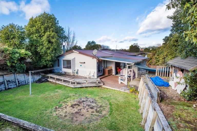 Photo of property in 6 Hathor Street, Pomare, Rotorua, 3015
