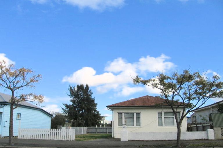 Photo of property in 303 Southampton Street East, Hastings, 4122