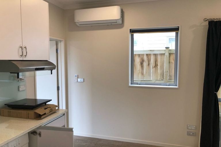 Photo of property in 20 Drumbuoy Drive, Flat Bush, Auckland, 2019