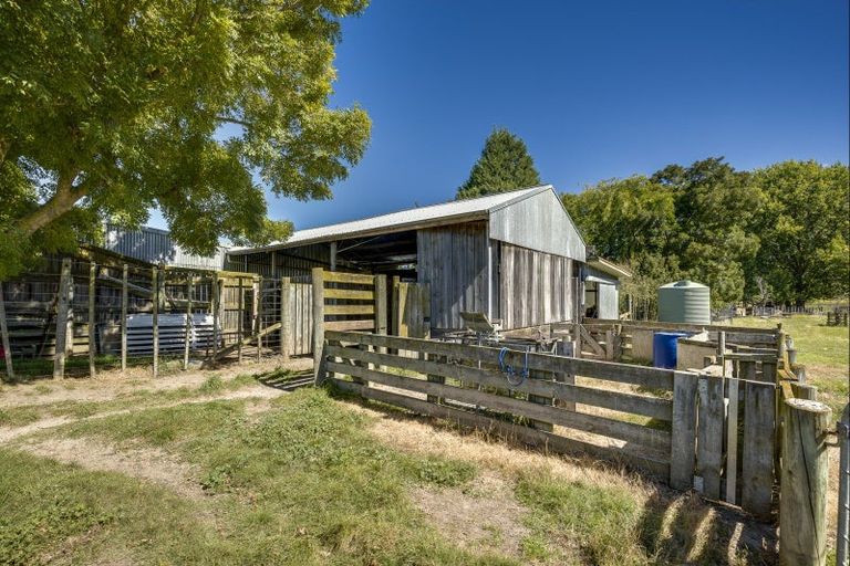 Photo of property in 32 Poukawa Road, Poukawa, Hastings, 4178