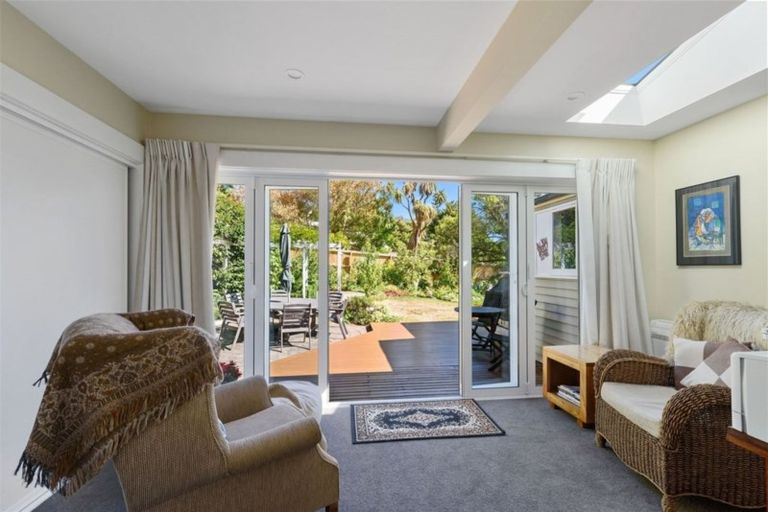 Photo of property in 56 Dyers Pass Road, Cashmere, Christchurch, 8022