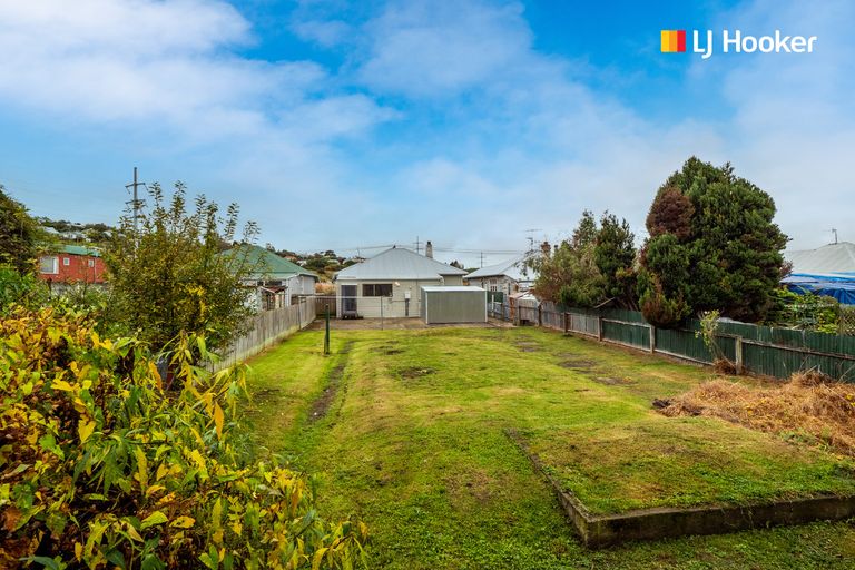 Photo of property in 67 Burns Street, South Dunedin, Dunedin, 9012