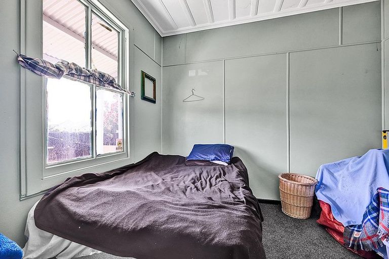 Photo of property in 10 Lincoln Street, Patea, 4520