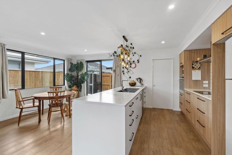 Photo of property in 28 Summersfield Boulevard, Appleby, Richmond, 7020