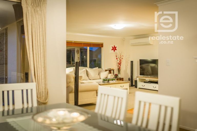 Photo of property in 157 Kilkenny Drive, East Tamaki Heights, Auckland, 2016