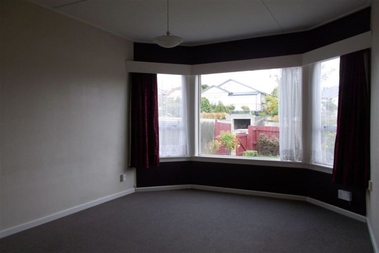 Photo of property in 15-15a Rathmore Street, West End, Timaru, 7910