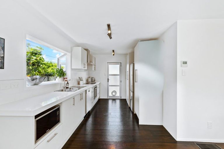 Photo of property in 65a Moa Road, Point Chevalier, Auckland, 1022