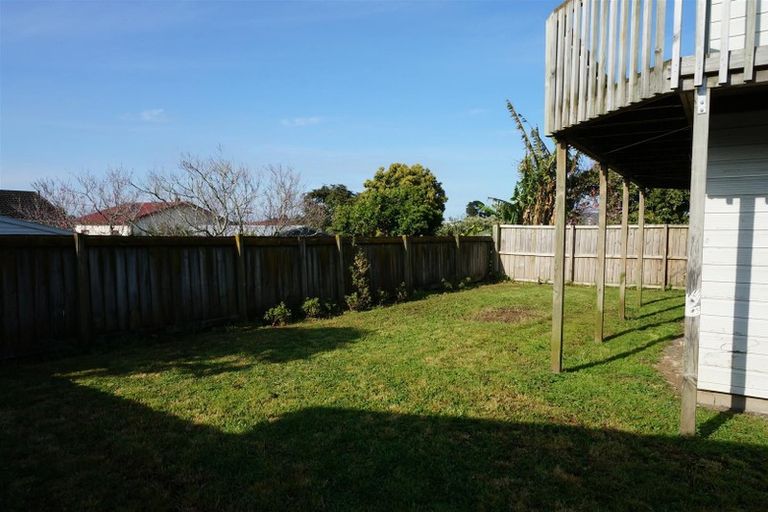 Photo of property in 15 Hokonui Road, Otahuhu, Auckland, 1062