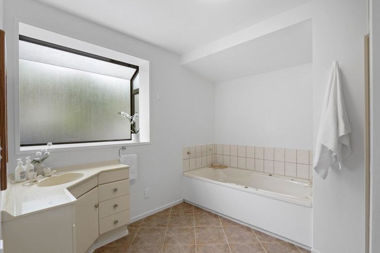 Photo of property in 17 Brigid Place, Mount Pleasant, Christchurch, 8081