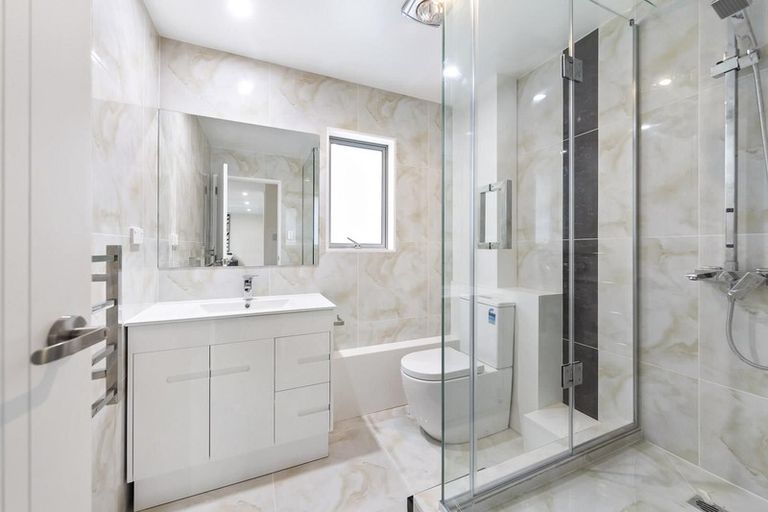 Photo of property in 30a Dolbear Street, Titirangi, Auckland, 0604